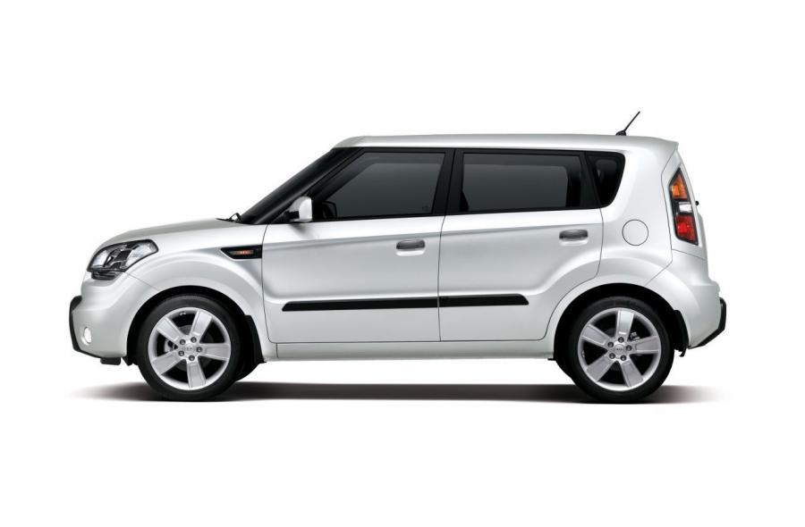  Kia Soul 2008 года  (фото 31 из 141)